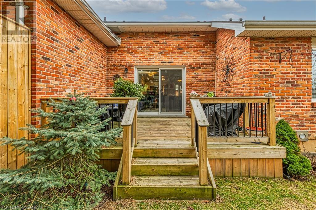 Photo 42 of 810 Golf Links Road Unit 31, Ancaster ON