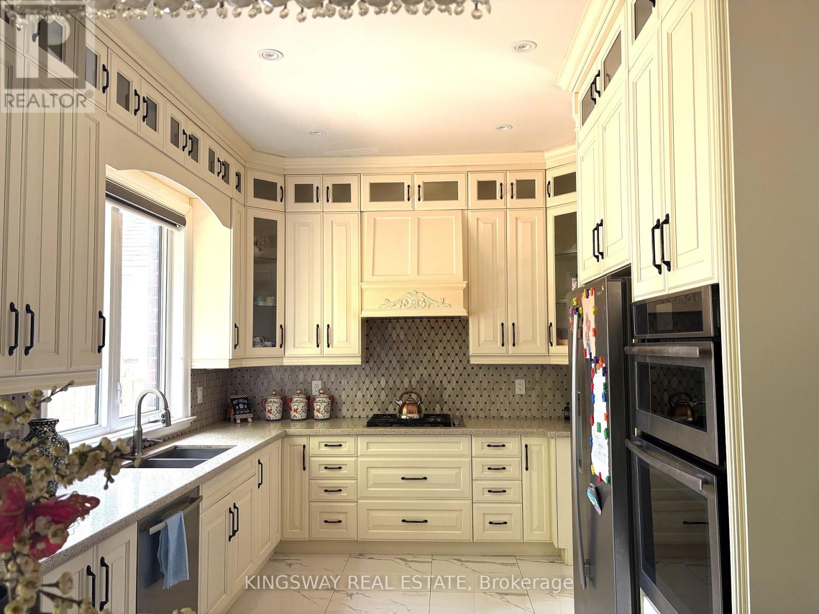 Photo 13 of 3686 Ellesmere Road S, Toronto ON