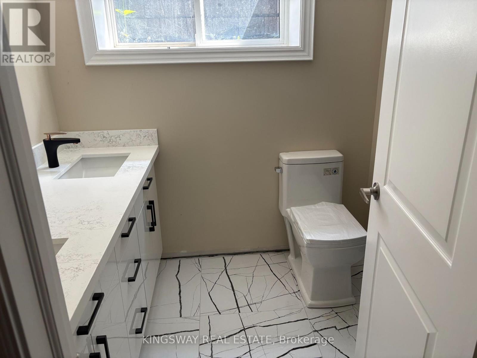 Photo 11 of 3686 Ellesmere Road S, Toronto ON