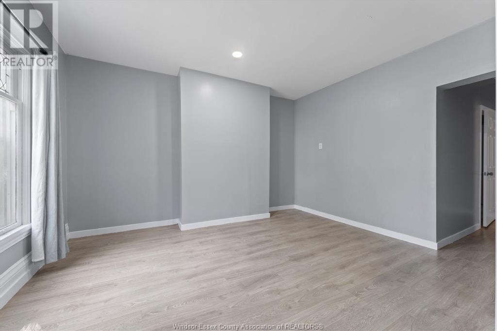 Photo 9 of 691 Windermere Road, Windsor ON