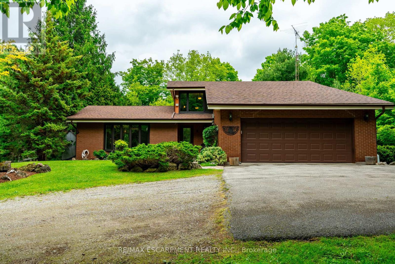 Photo 1 of 7575 Milburough Line, Milton ON