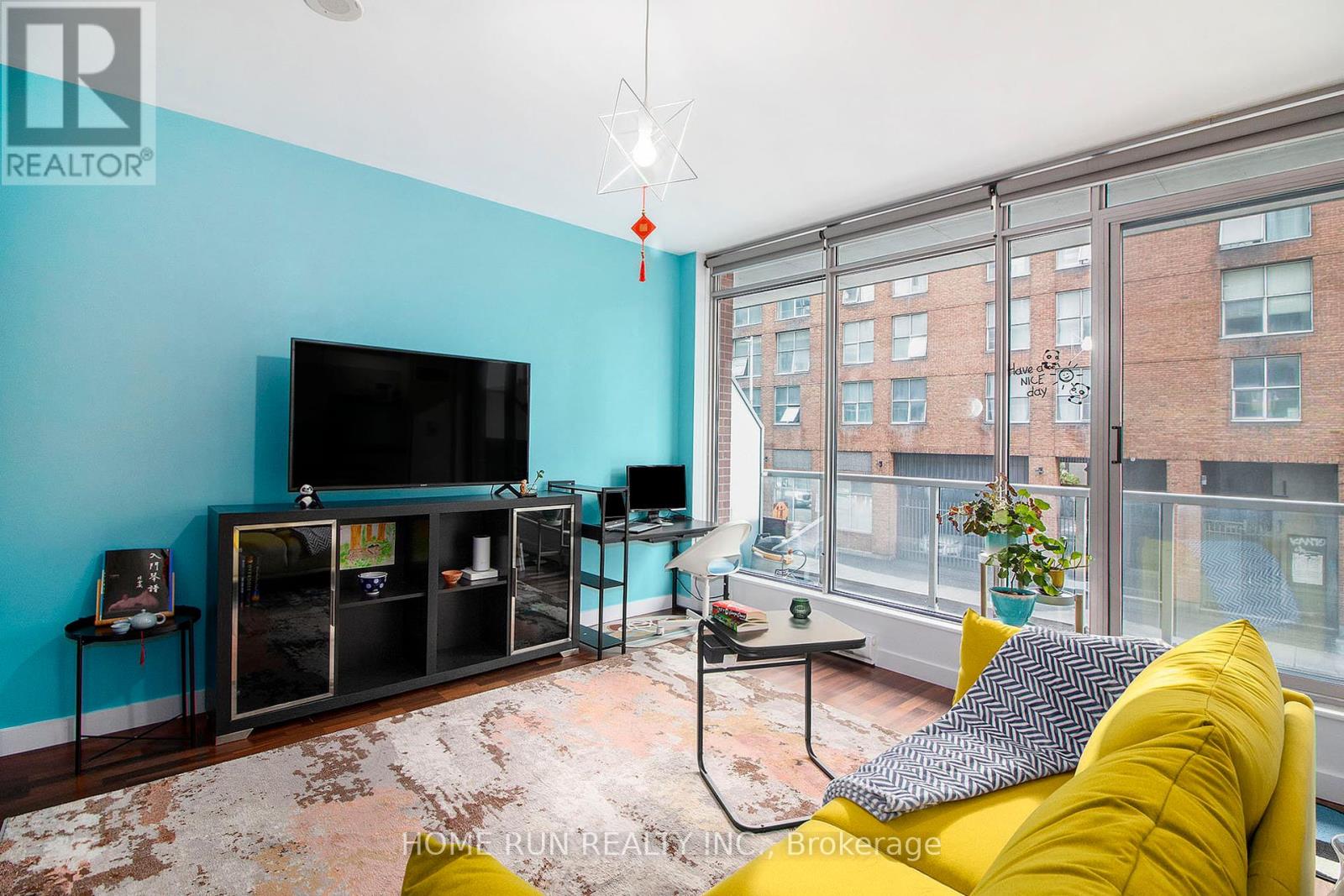 Photo 6 of 202 383 Cumberland Street, Ottawa ON