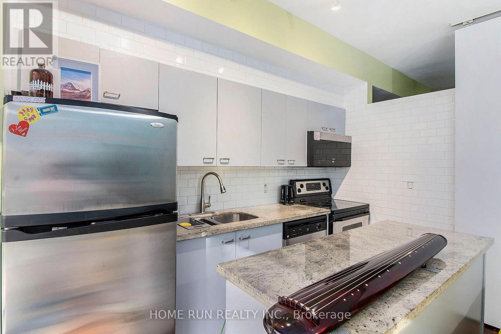 Photo 8 of 202 383 Cumberland Street, Ottawa ON
