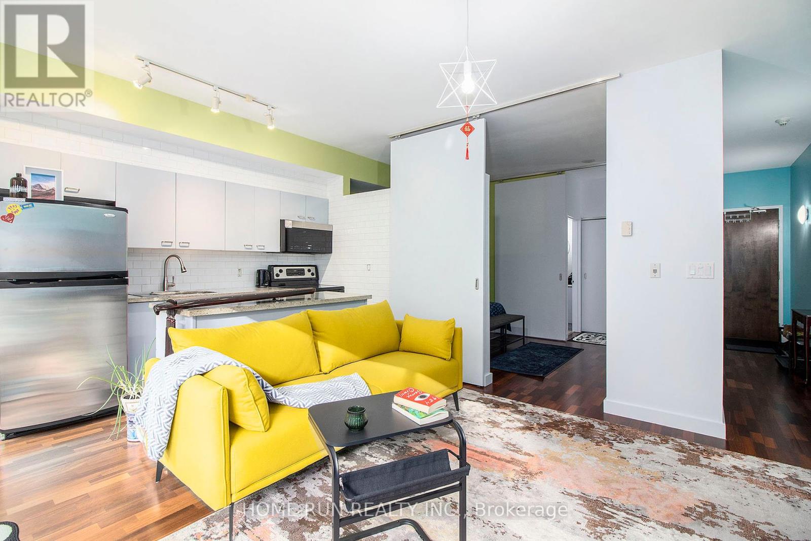 Photo 9 of 202 383 Cumberland Street, Ottawa ON