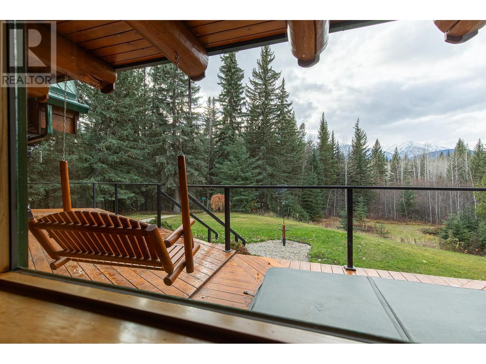 3535 CROOKED CREEK ROAD, Valemount