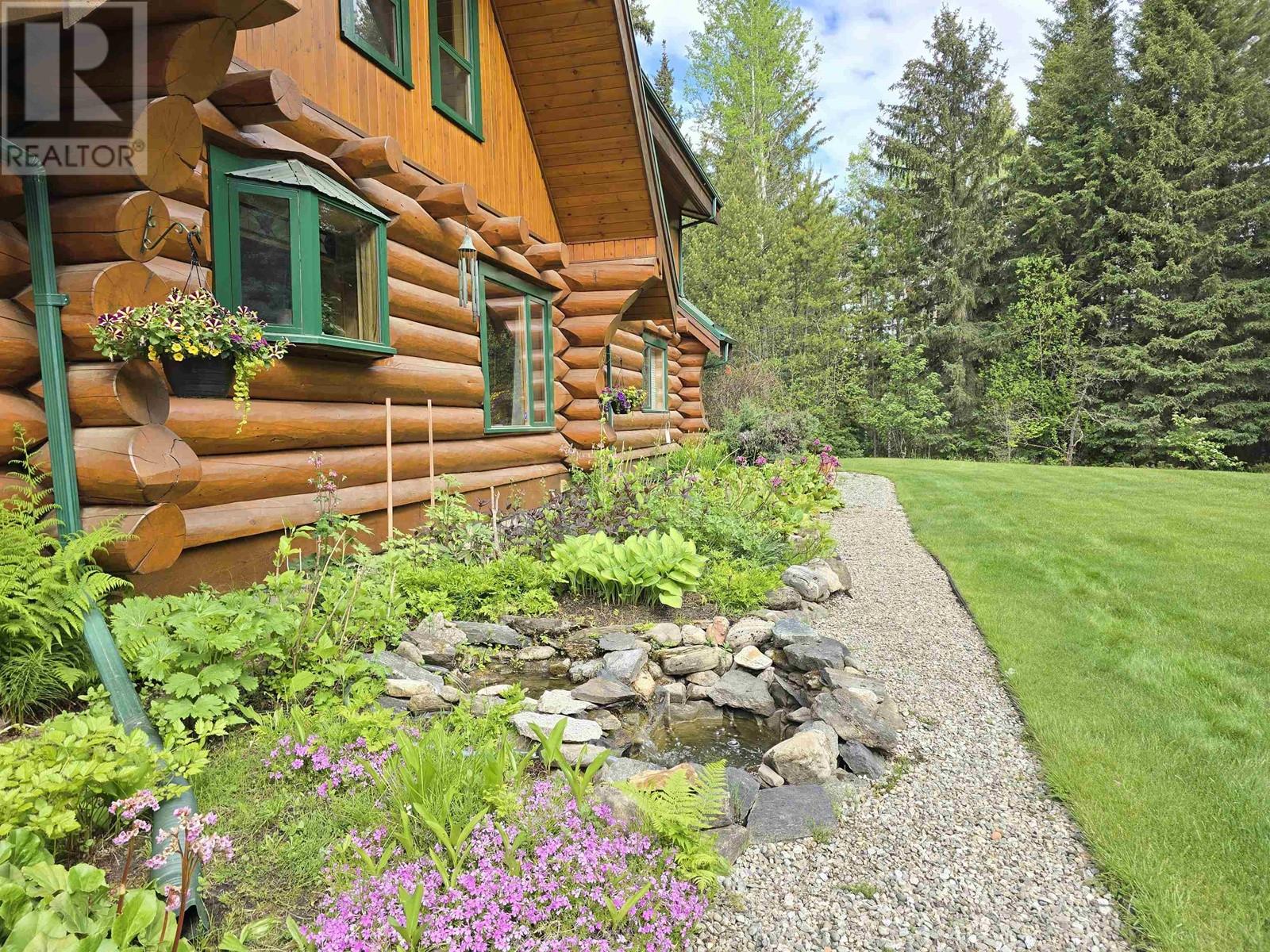 3535 CROOKED CREEK ROAD, Valemount