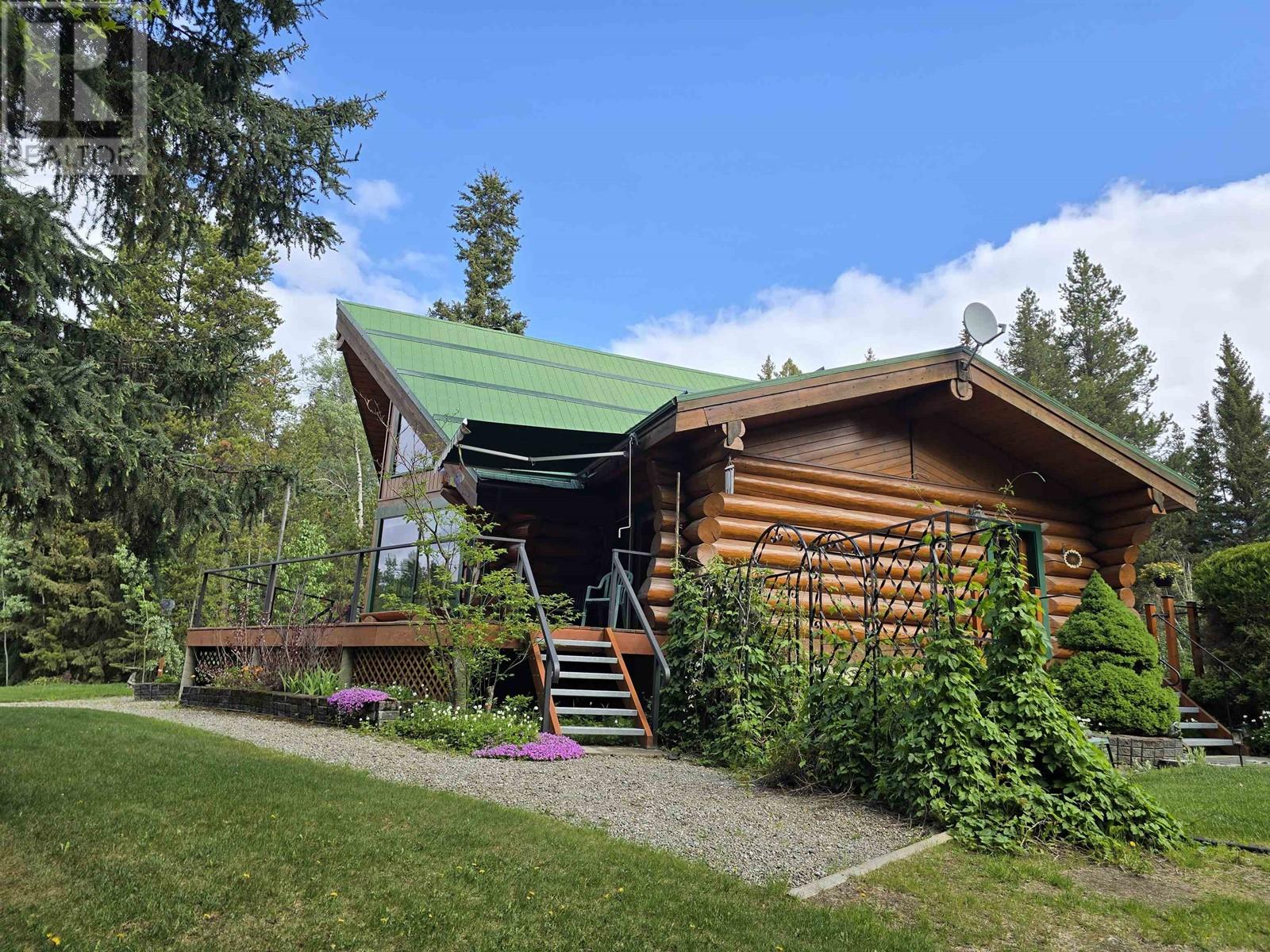 3535 CROOKED CREEK ROAD, Valemount