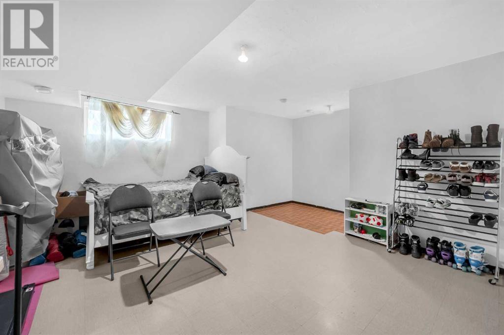 Single Family House for Sale in  Savanna Road NE Saddle Ridge Calgary 