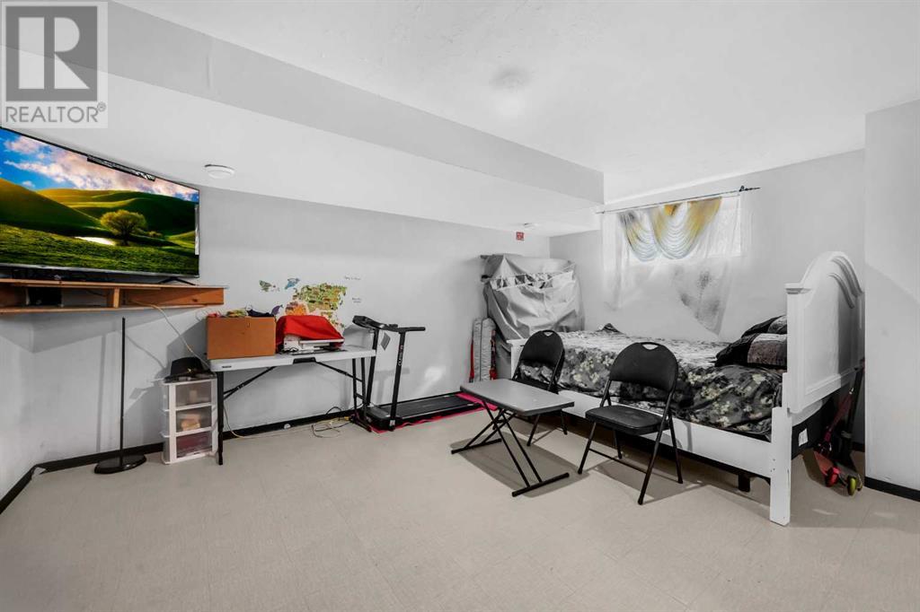 Single Family House for Sale in  Savanna Road NE Saddle Ridge Calgary 