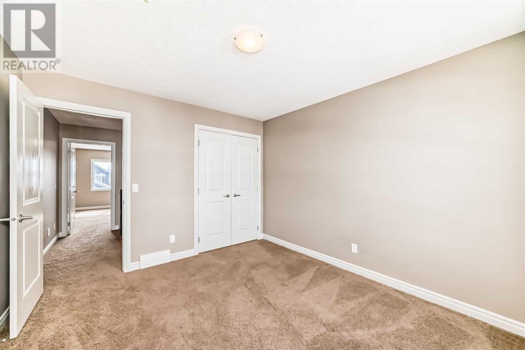 84 River Heights Boulevard, Cochrane