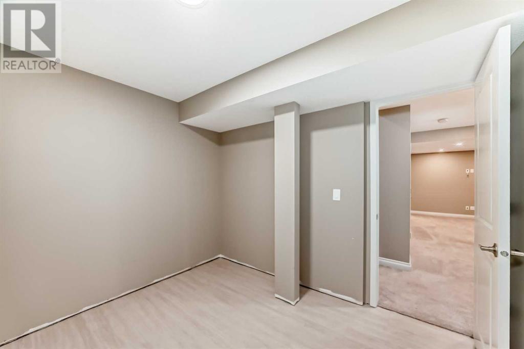 84 River Heights Boulevard, Cochrane