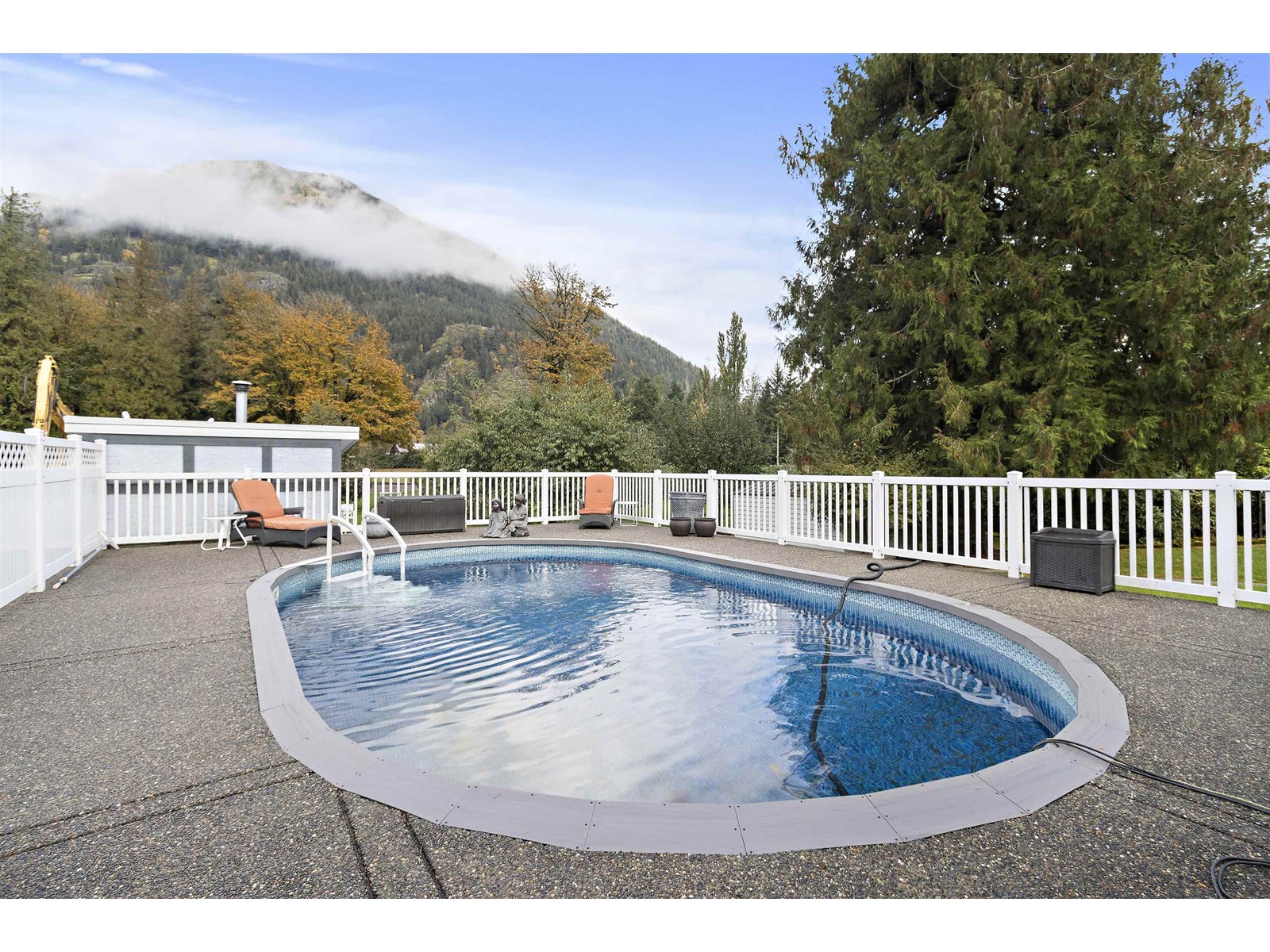 62525 AIRPORT ROAD, Hope, Hope