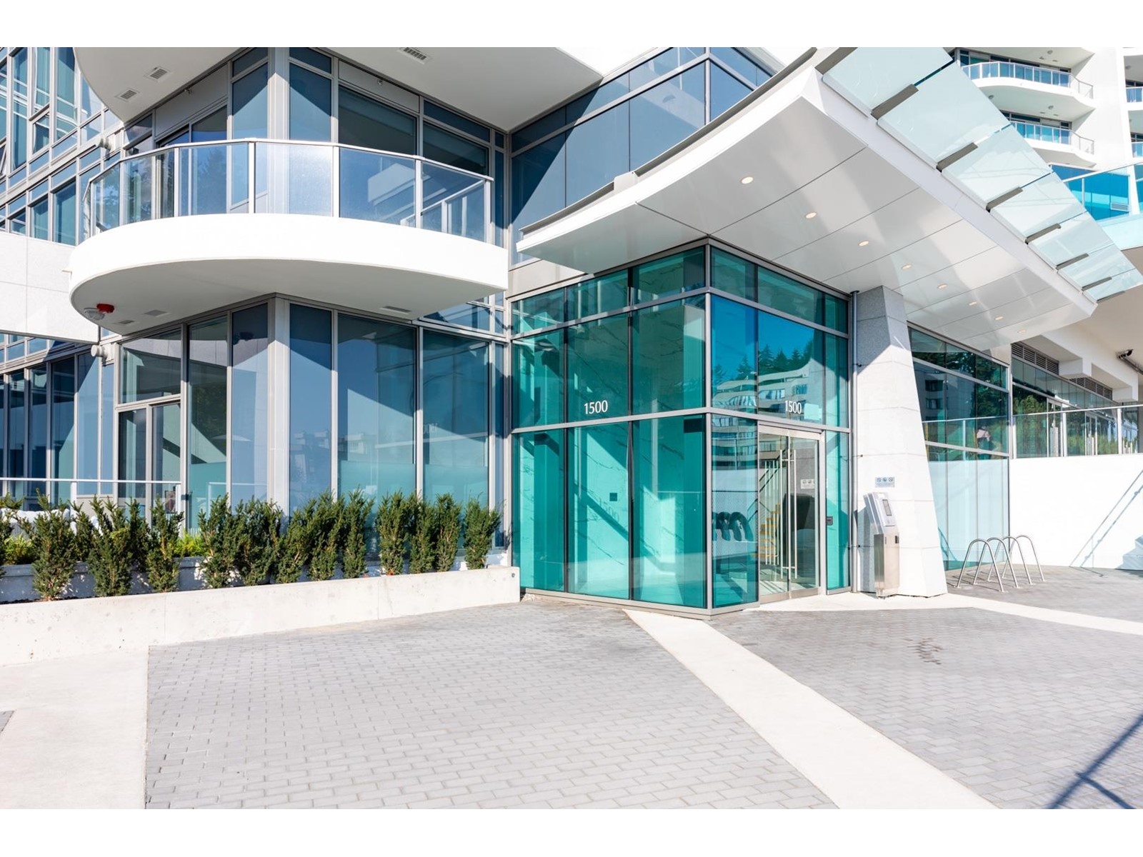 1501 1500 MARTIN STREET, White Rock real estate listing R2980114