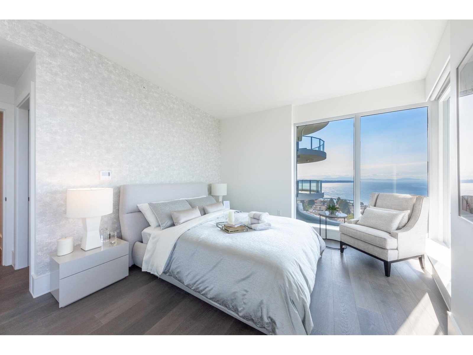 1501 1500 MARTIN STREET, White Rock real estate listing R2980114