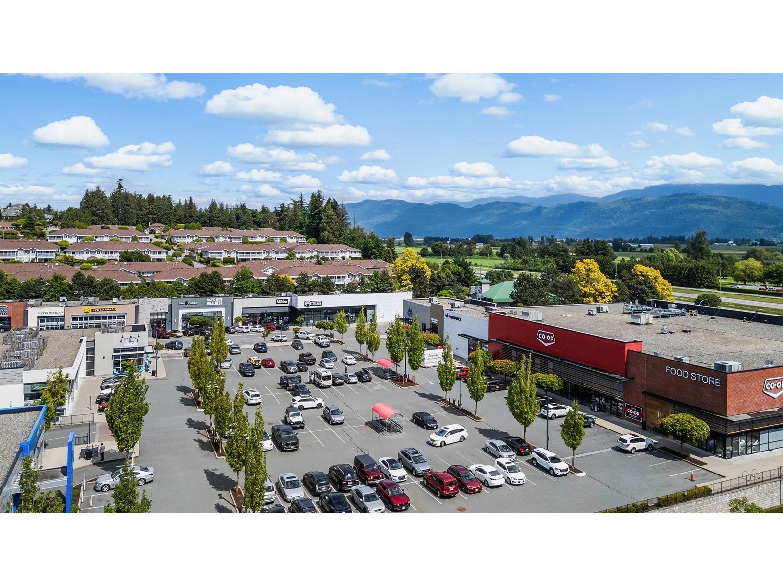 Photo 28 of 308 1948 North Parallel Road, Abbotsford BC