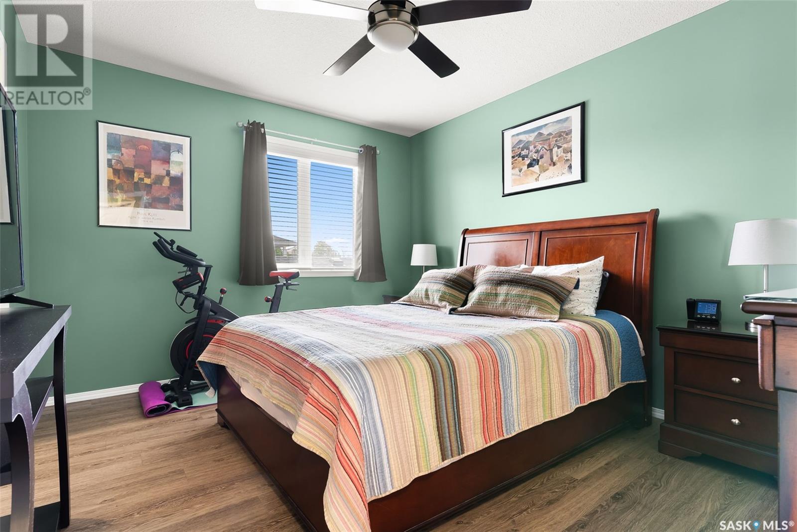 Single Family House Low rise for Sale in  Buckingham DRIVE E Regina 