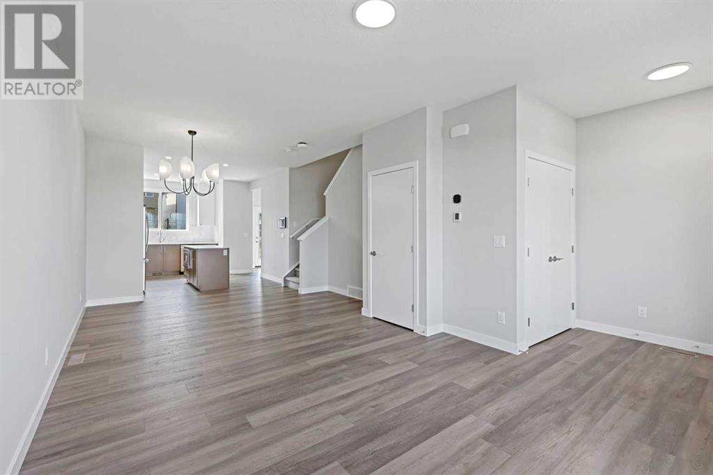 Single Family House for Sale in  Rangeview Avenue SE Rangeview Calgary 