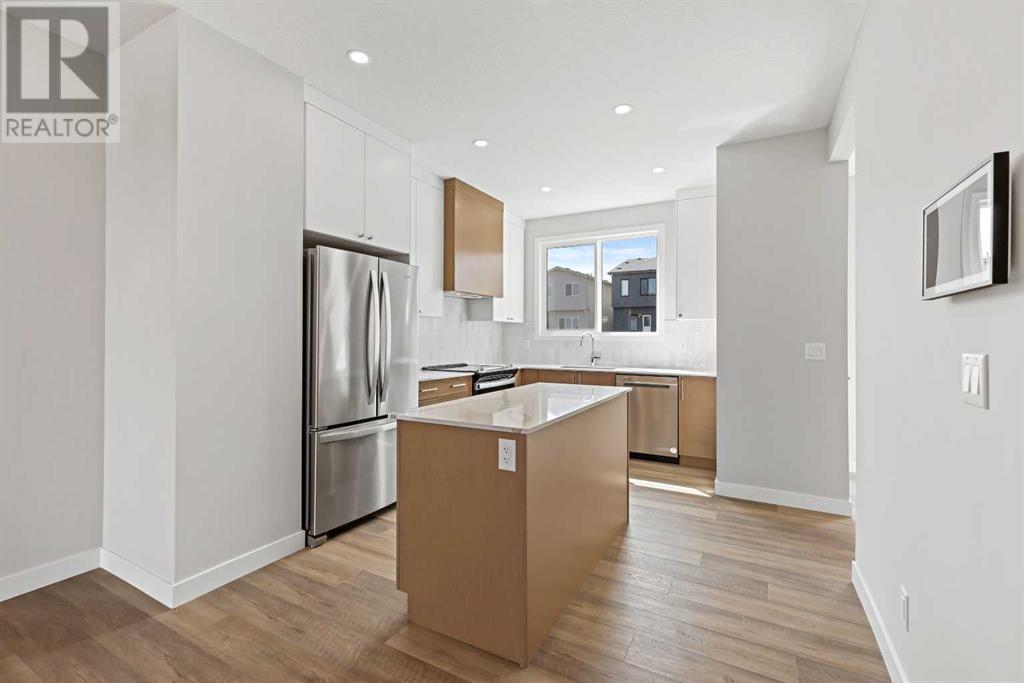 Single Family House for Sale in  Rangeview Avenue SE Rangeview Calgary 