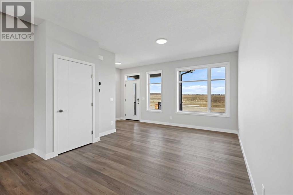 Single Family House for Sale in  Rangeview Avenue SE Rangeview Calgary 