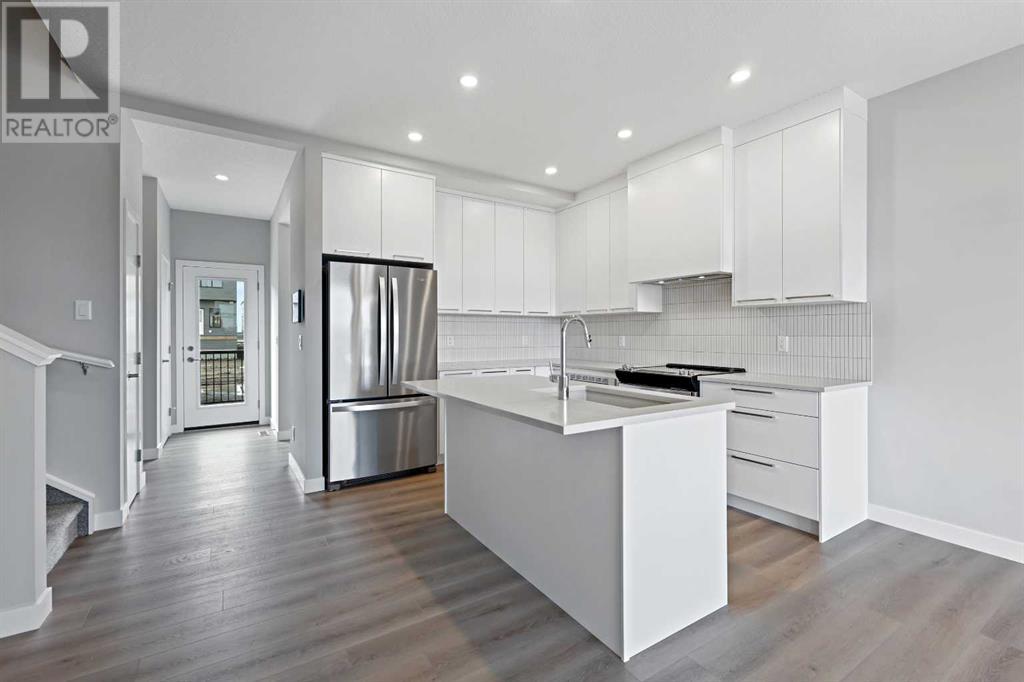 Single Family House for Sale in  Rangeview Avenue SE Rangeview Calgary 