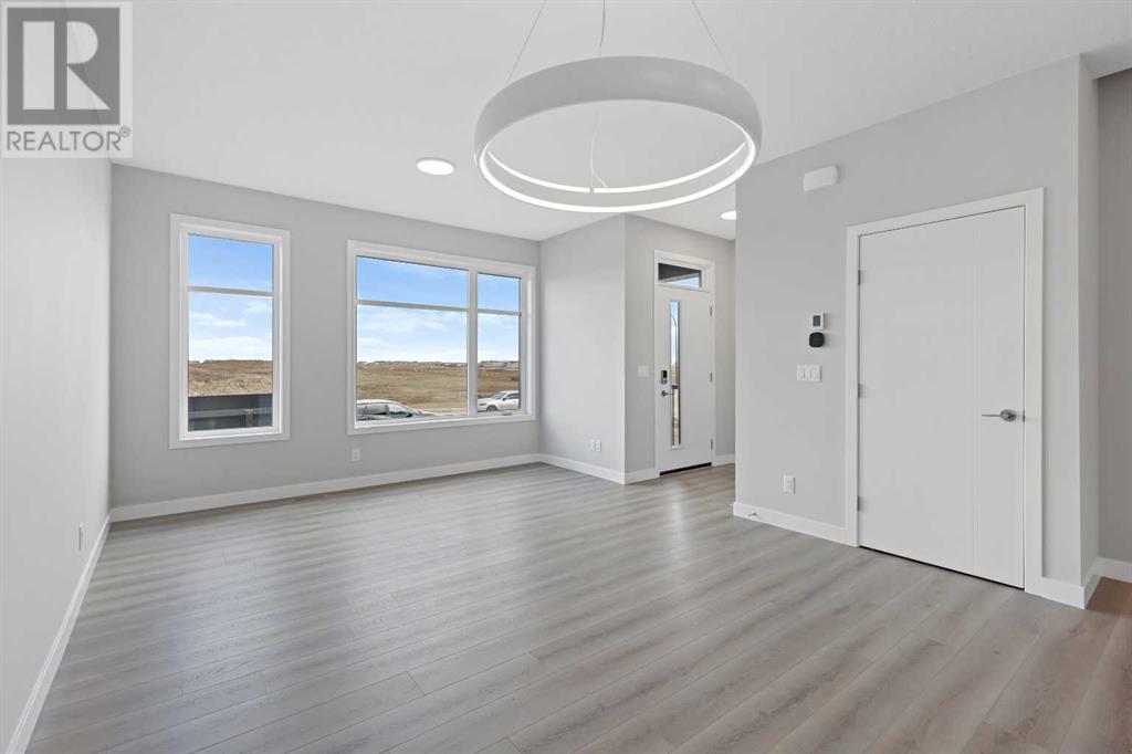 Single Family House for Sale in  Rangeview Avenue SE Rangeview Calgary 