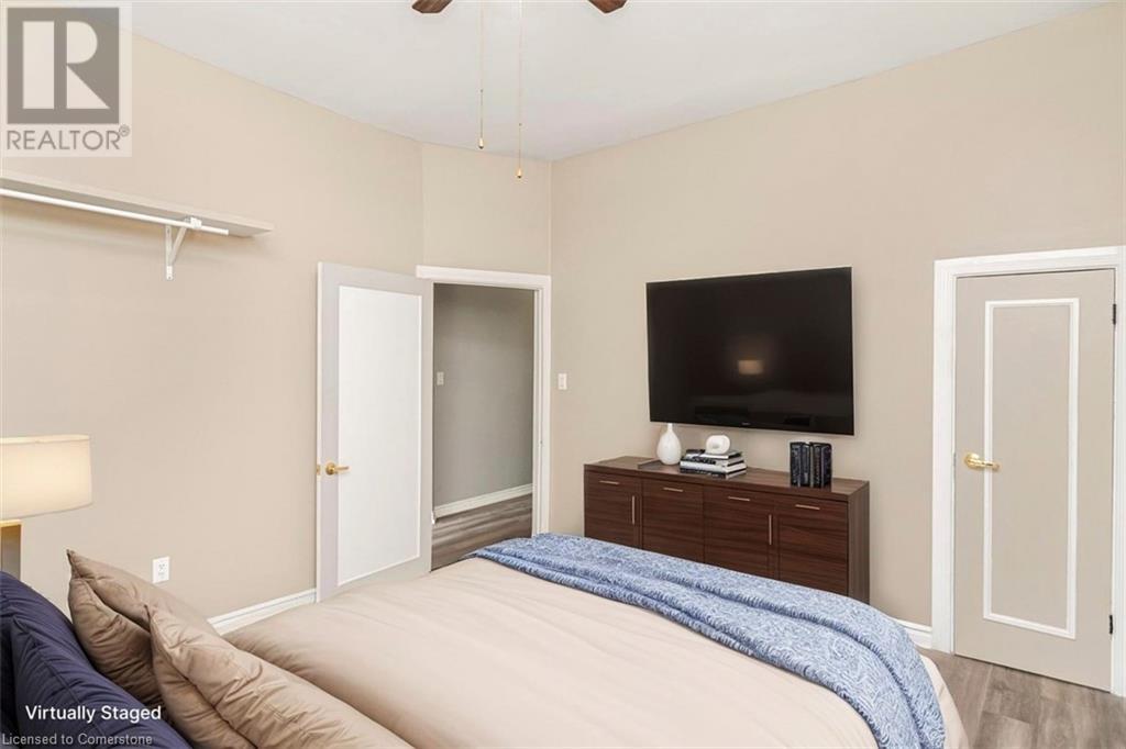 Photo 17 of 77 Cathcart Street, Hamilton ON