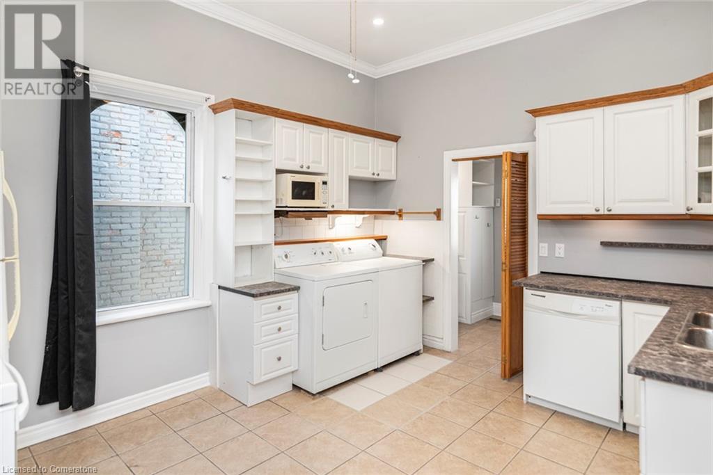 Photo 12 of 77 Cathcart Street, Hamilton ON