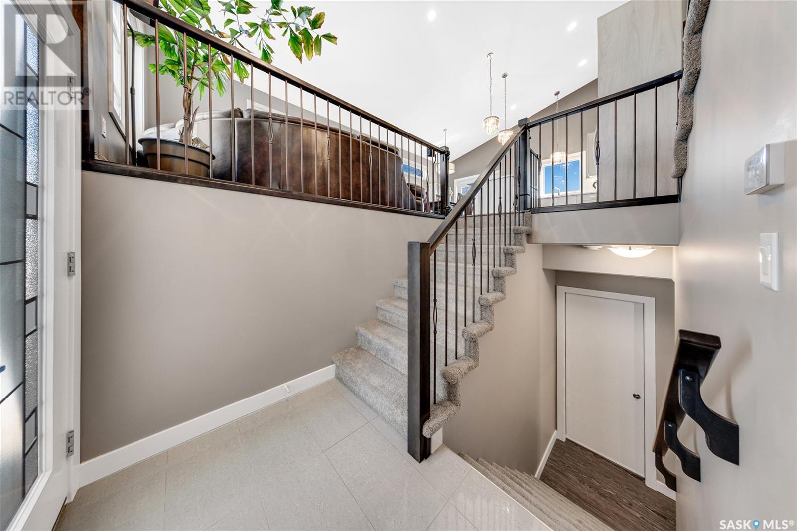 Single Family House Bi-level for Sale in  Boykowich CRESCENT Saskatoon 