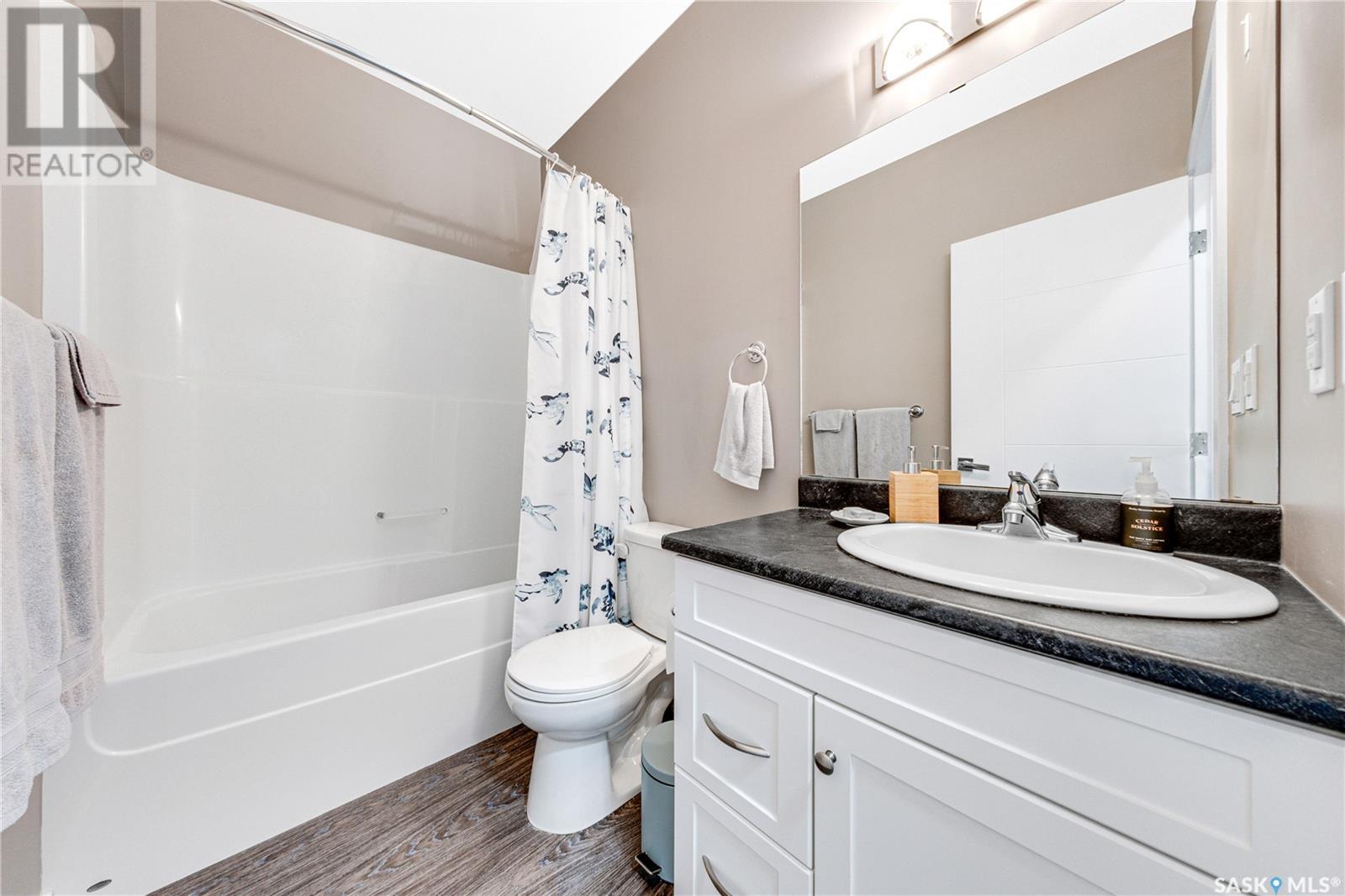Single Family House Bi-level for Sale in  Boykowich CRESCENT Saskatoon 