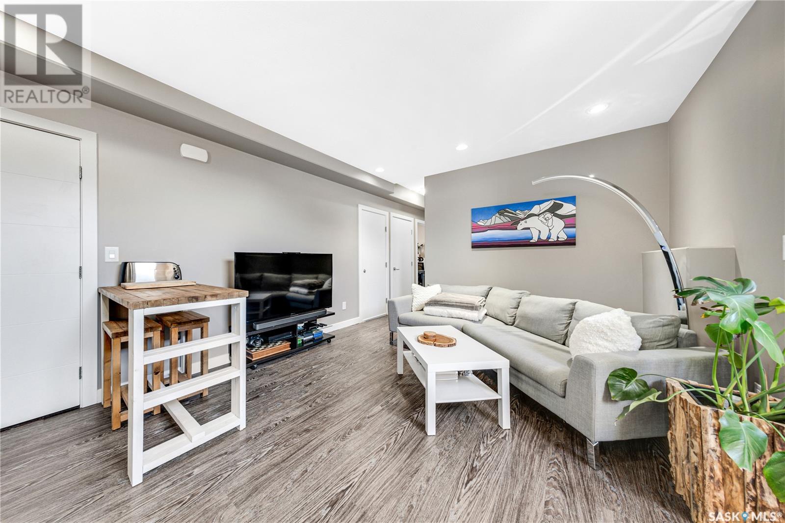 Single Family House Bi-level for Sale in  Boykowich CRESCENT Saskatoon 