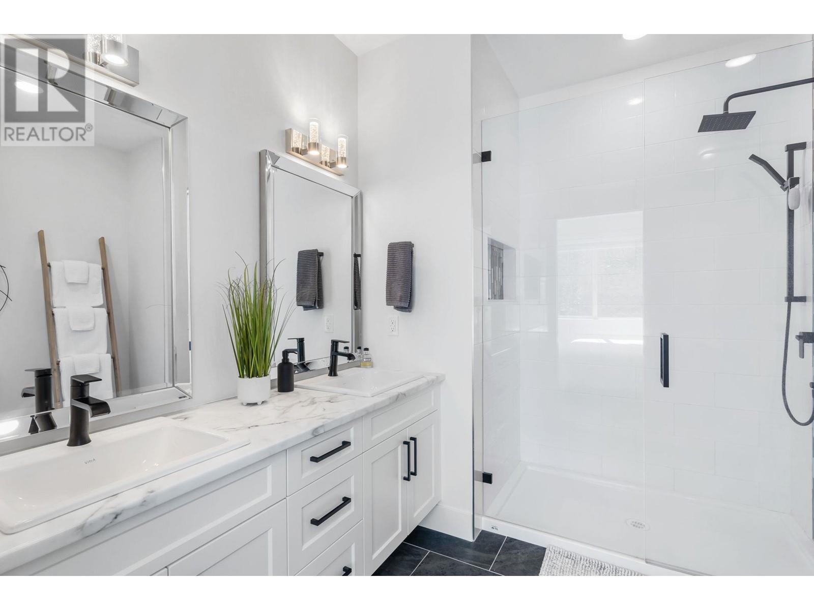  2789 Canyon Crest Drive, West Kelowna