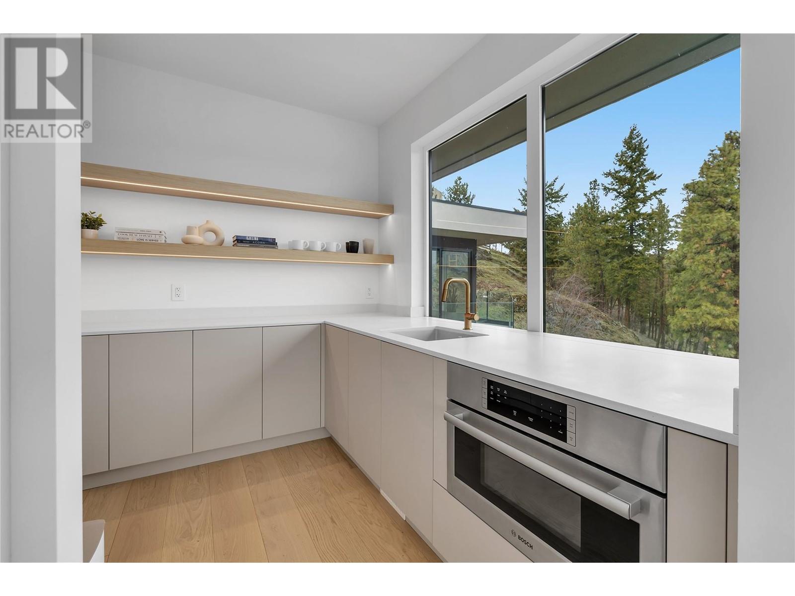  1190 Stoneypointe Court, Kelowna