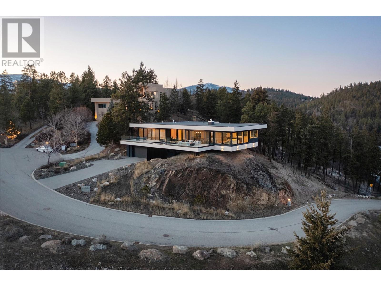  1190 Stoneypointe Court, Kelowna