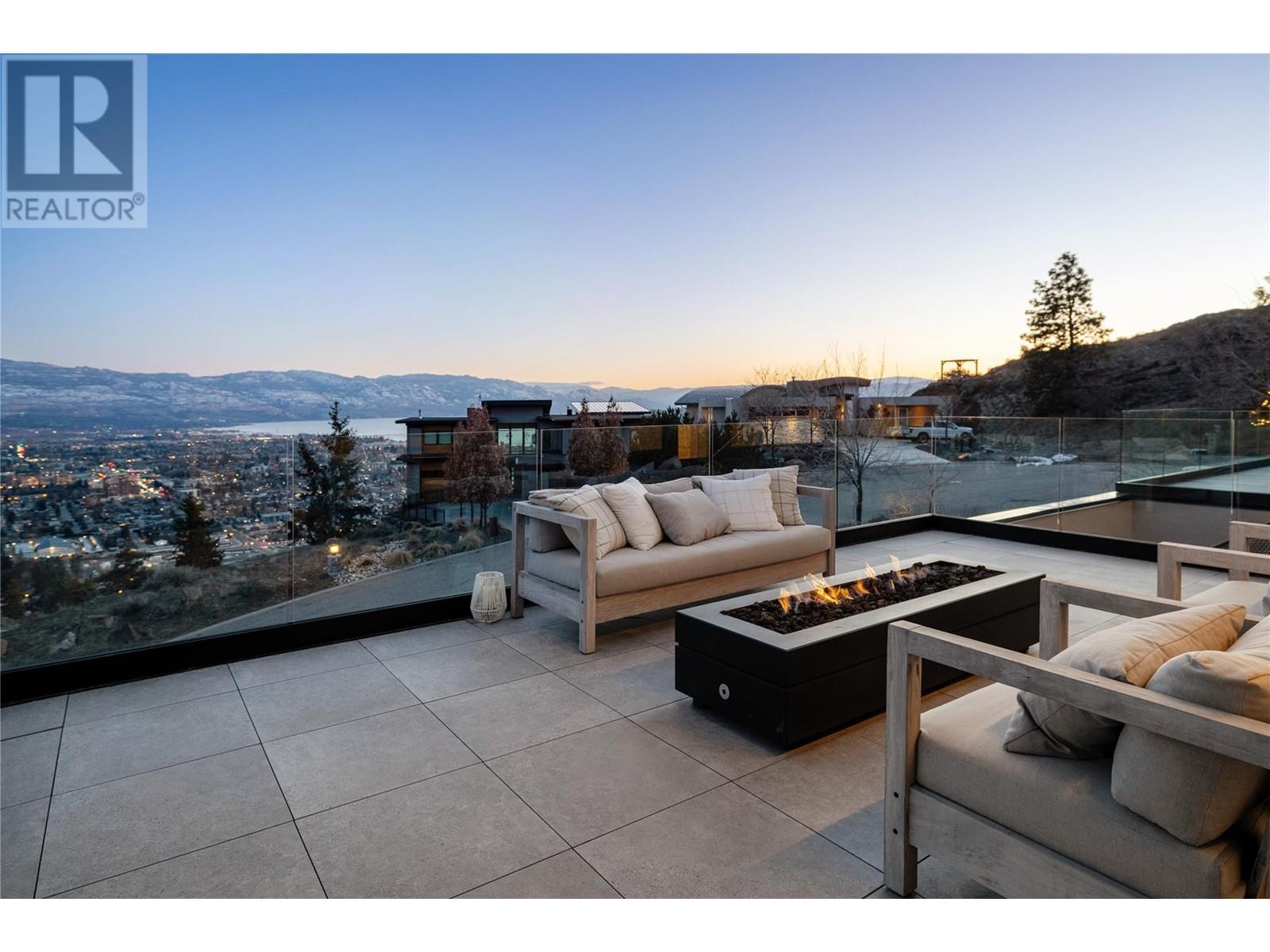  1190 Stoneypointe Court, Kelowna