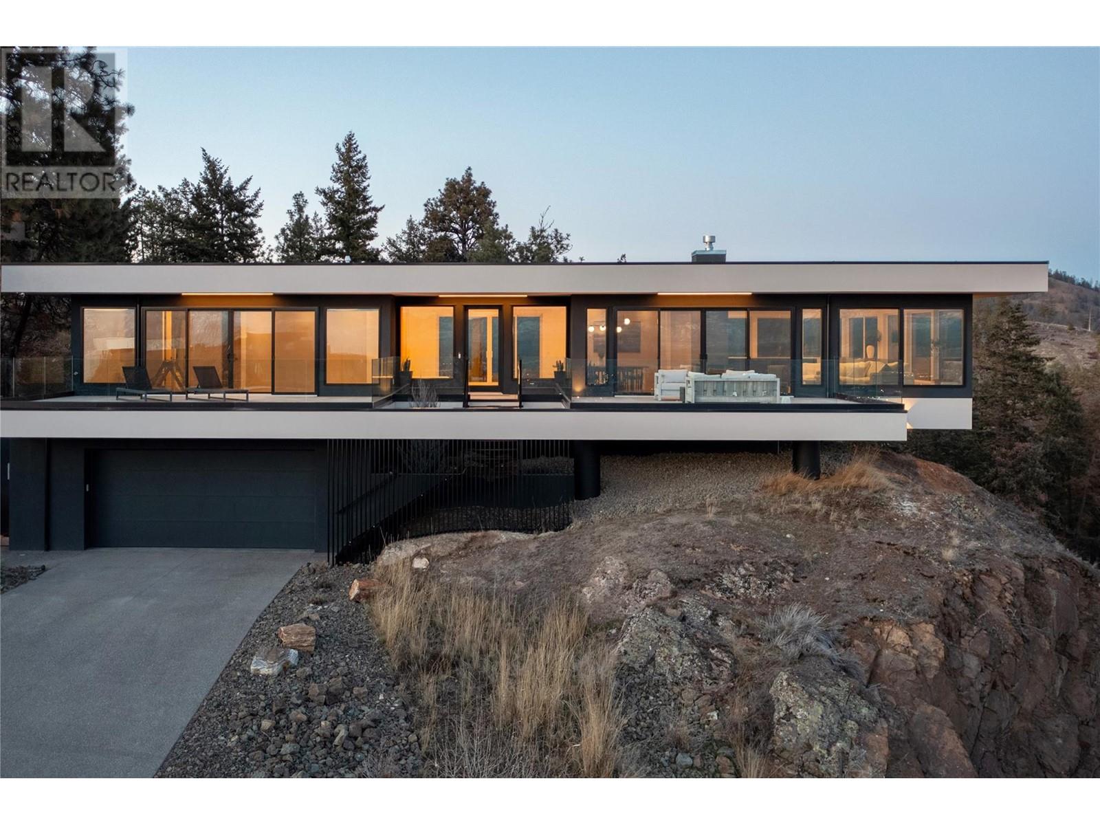  1190 Stoneypointe Court, Kelowna