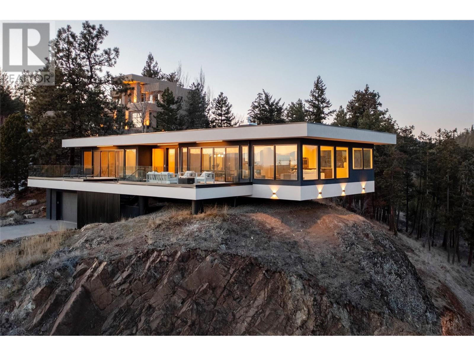  1190 Stoneypointe Court, Kelowna