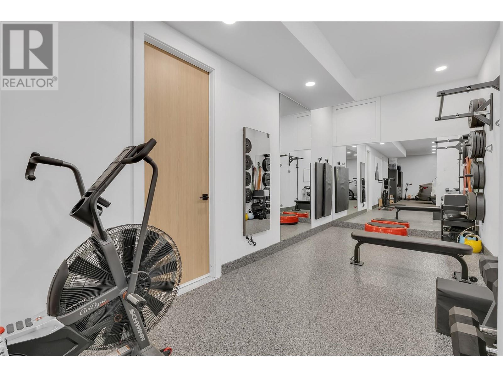  1190 Stoneypointe Court, Kelowna