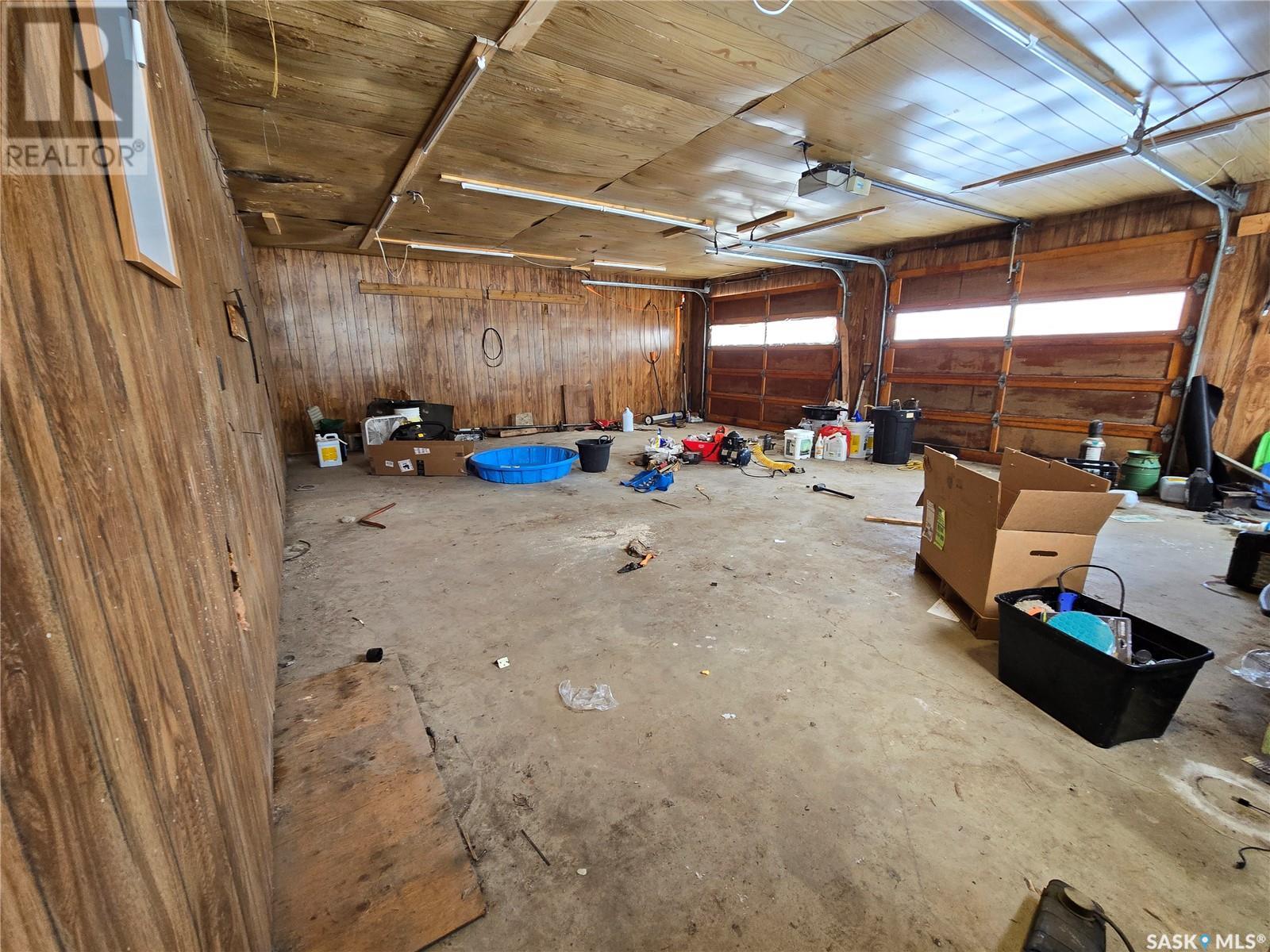 Photo 34 of 33 4th Avenue E, Central Butte SK