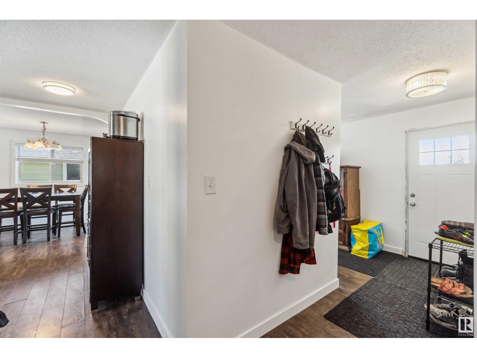Photo 10 of 5116 59 St, Redwater AB
