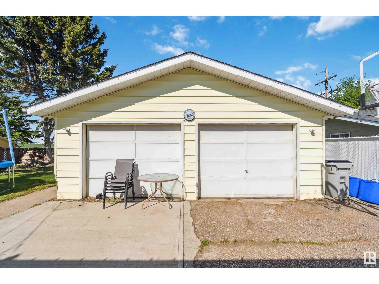 Photo 51 of 5116 59 St, Redwater AB