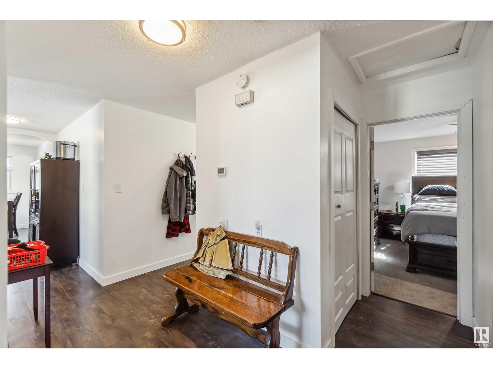 Photo 9 of 5116 59 St, Redwater AB
