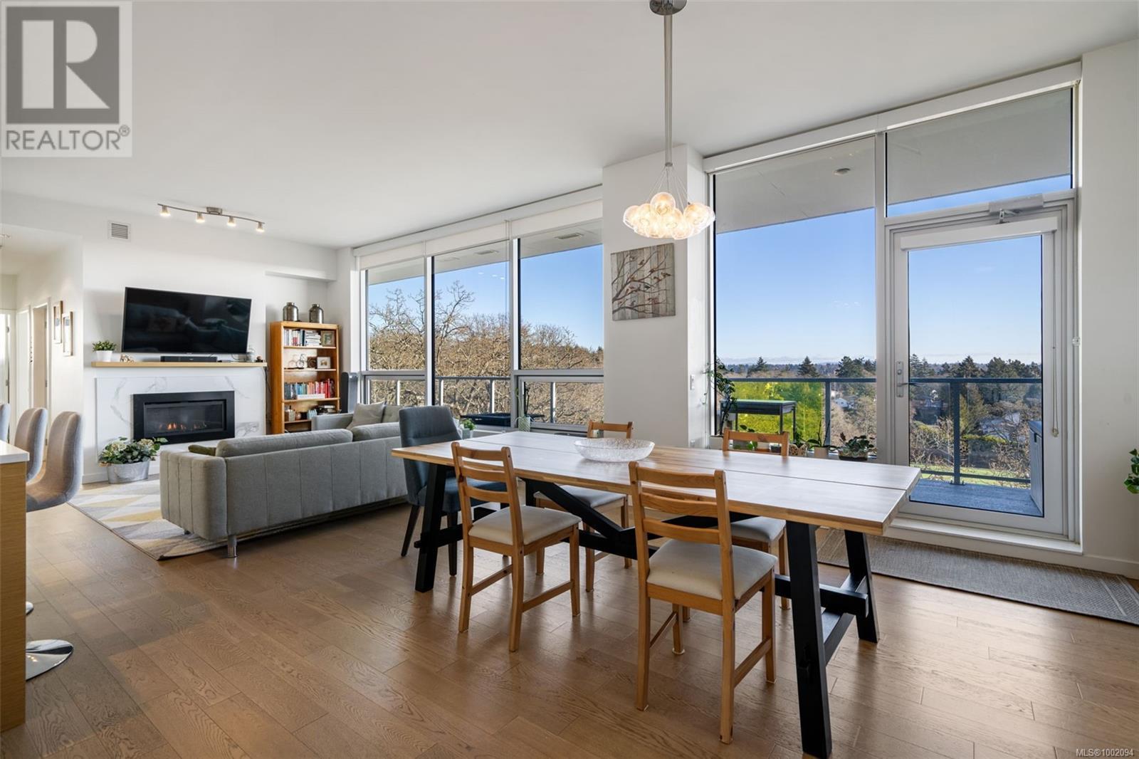 #805 4009 RAINBOW HILL LANE - Image 17