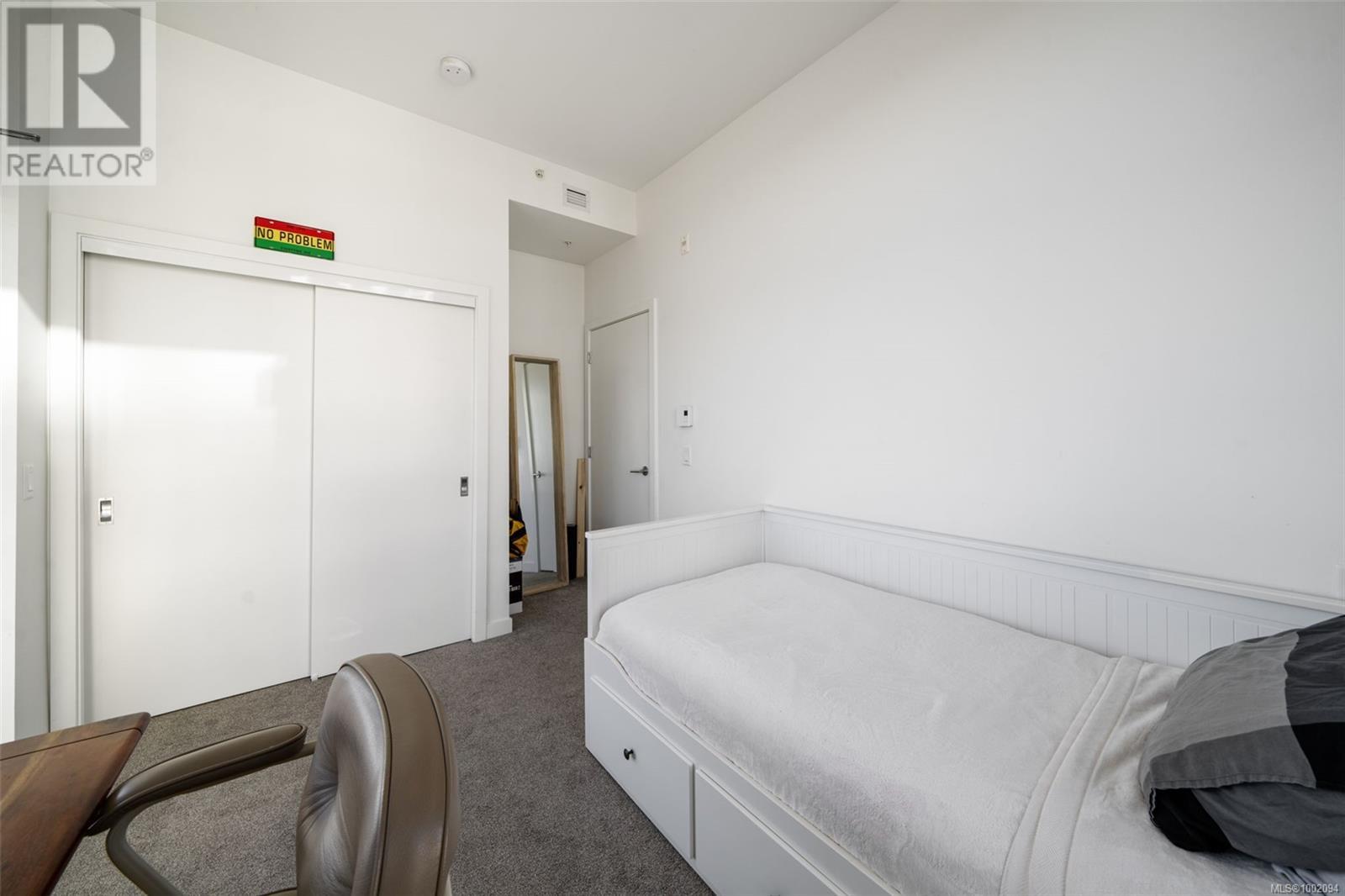 #805 4009 RAINBOW HILL LANE - Image 32