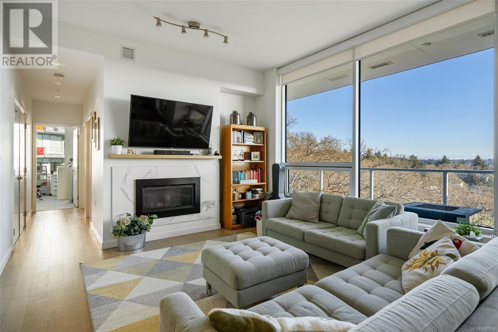 #805 4009 RAINBOW HILL LANE - Image 14