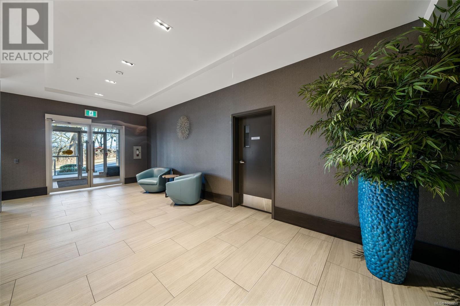#805 4009 RAINBOW HILL LANE - Image 6