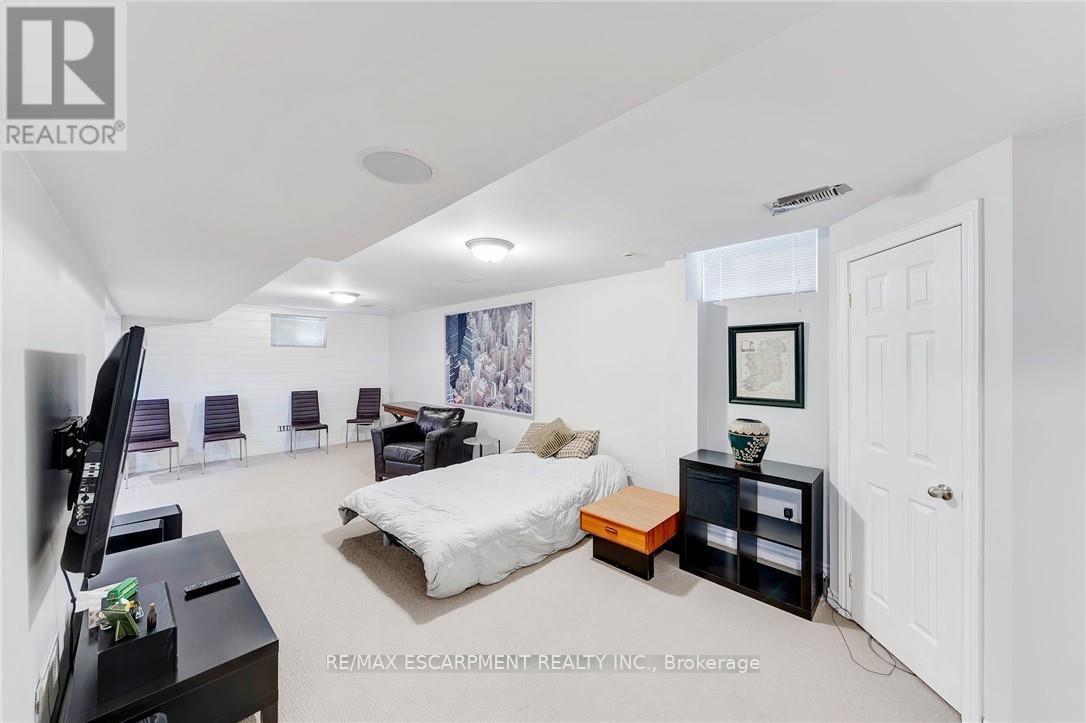 Photo 21 of 786 Upper Horning Road, Hamilton ON