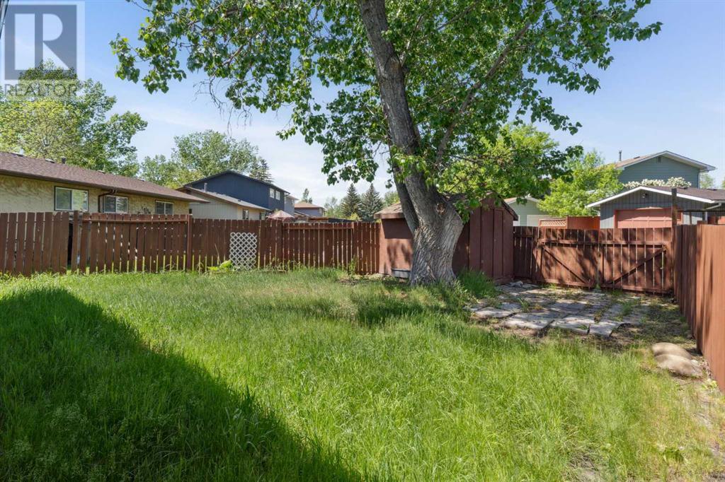 Single Family House Bungalow for Sale in  midridge Close SE Midnapore Calgary 