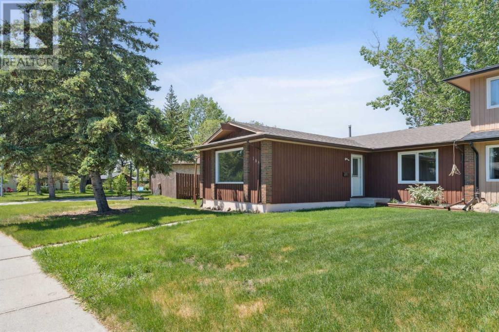 Single Family House Bungalow for Sale in  midridge Close SE Midnapore Calgary 