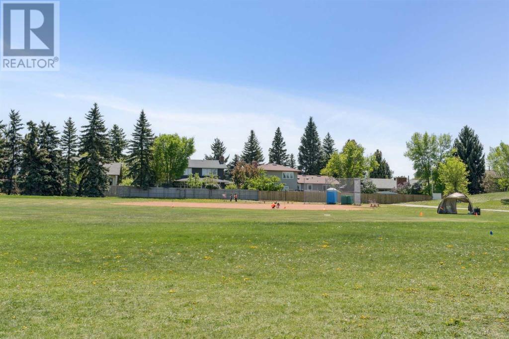 Single Family House Bungalow for Sale in  midridge Close SE Midnapore Calgary 