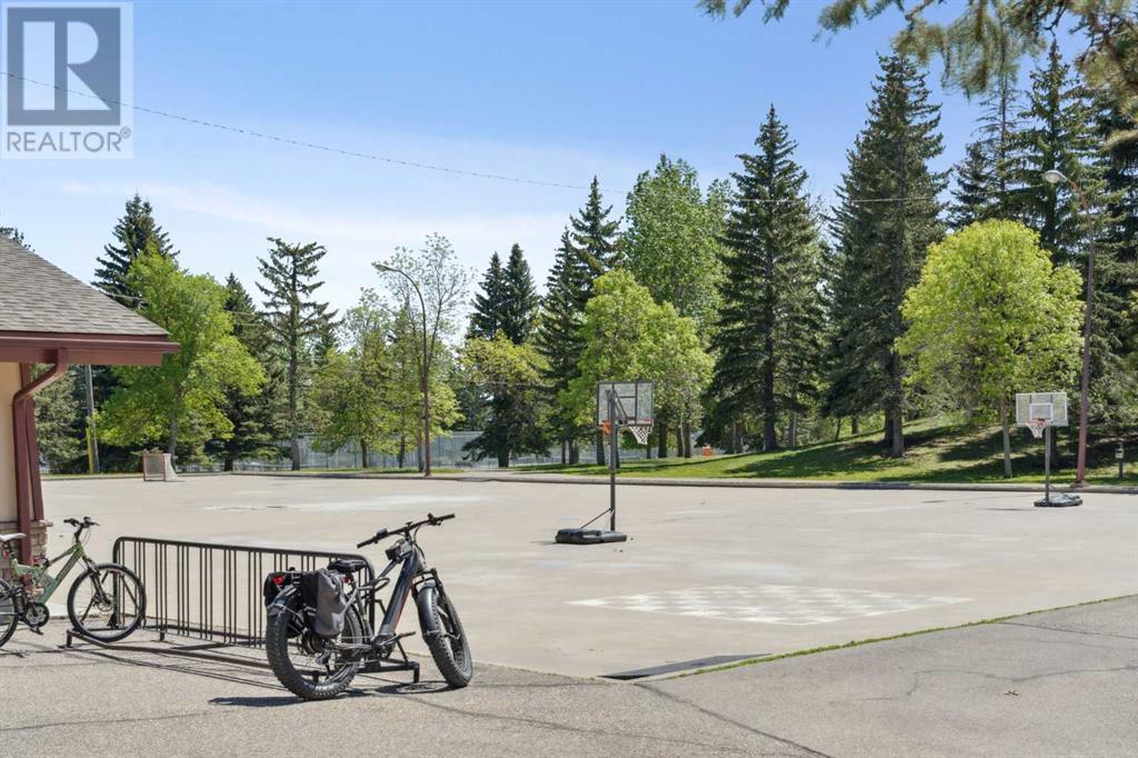 Single Family House Bungalow for Sale in  midridge Close SE Midnapore Calgary 